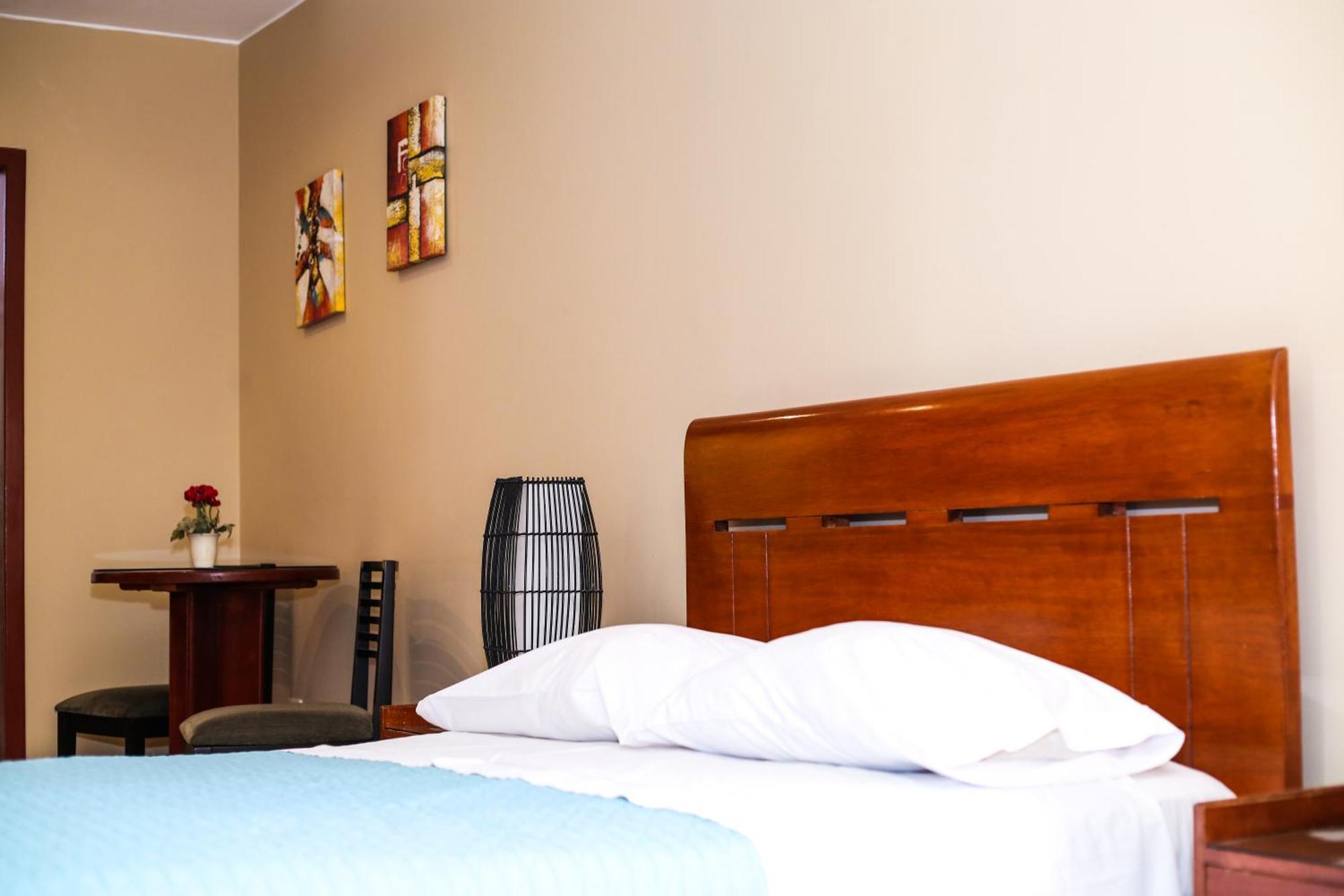 Apart Hotel El Canaveral 上钦查 外观 照片