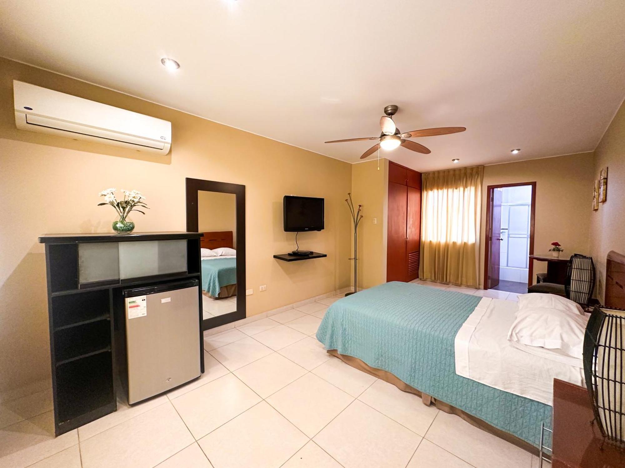 Apart Hotel El Canaveral 上钦查 外观 照片