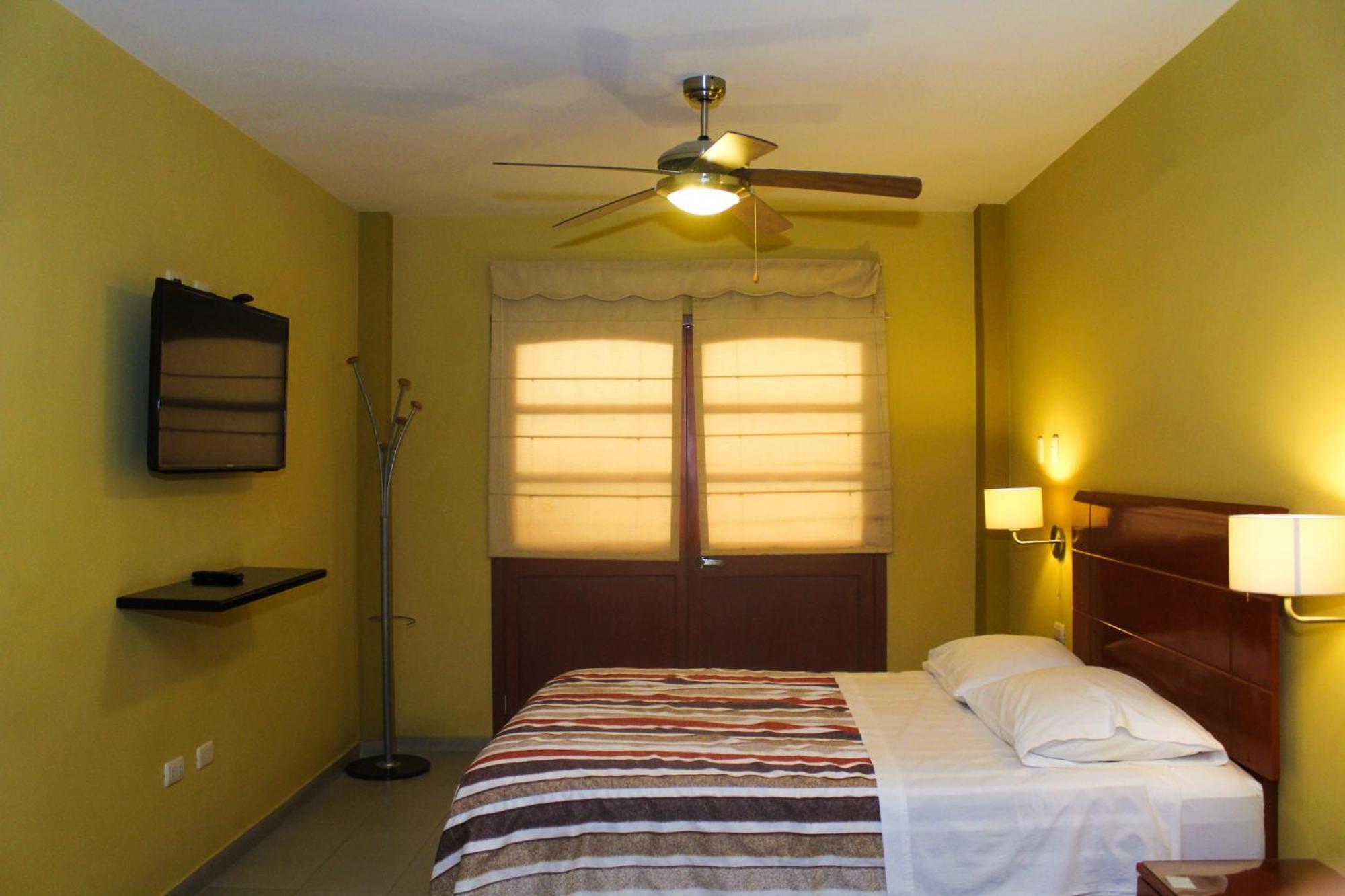 Apart Hotel El Canaveral 上钦查 外观 照片