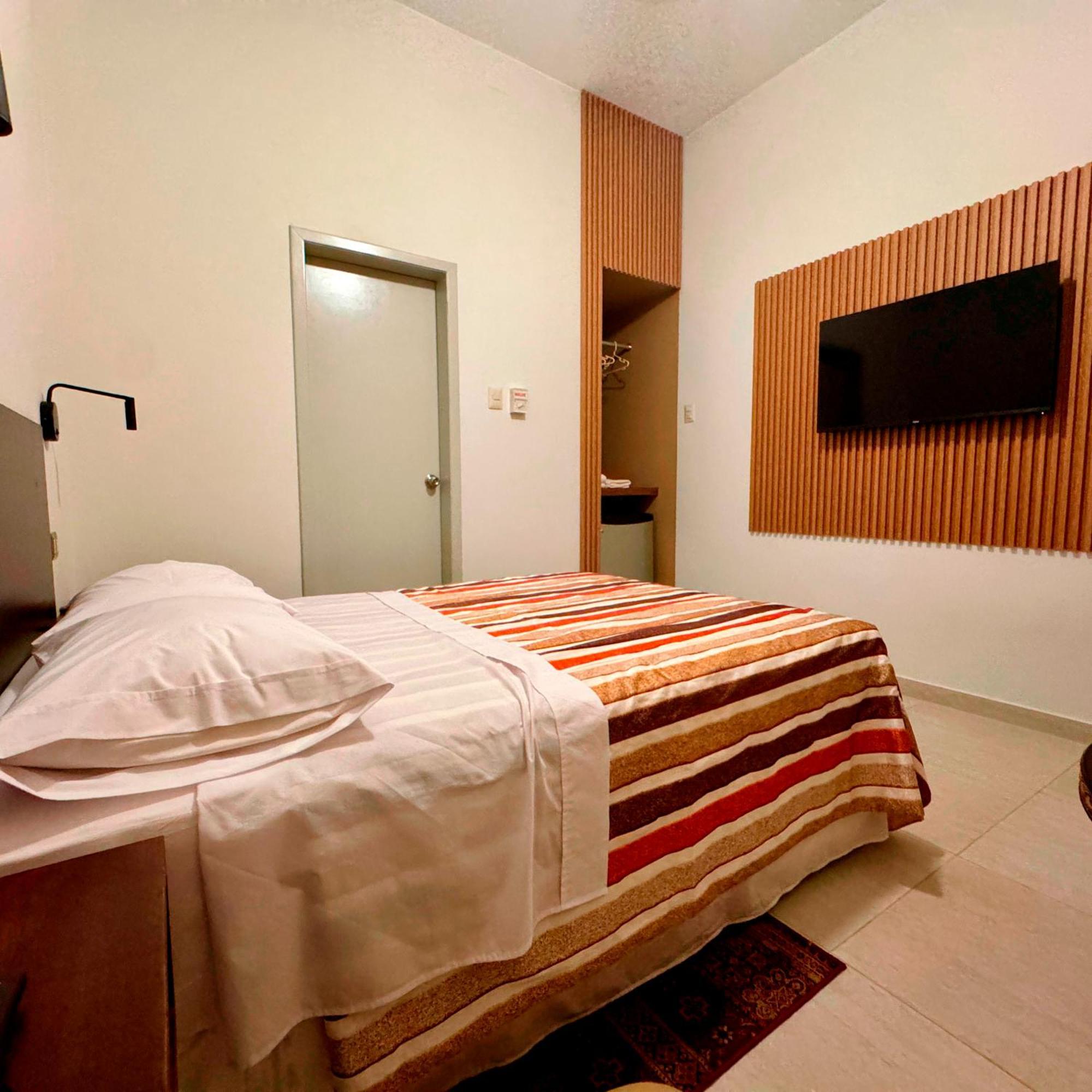 Apart Hotel El Canaveral 上钦查 外观 照片