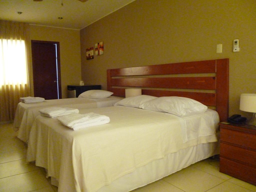 Apart Hotel El Canaveral 上钦查 外观 照片