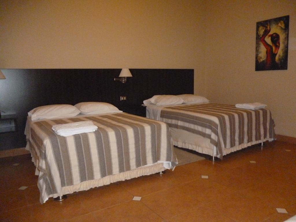 Apart Hotel El Canaveral 上钦查 外观 照片